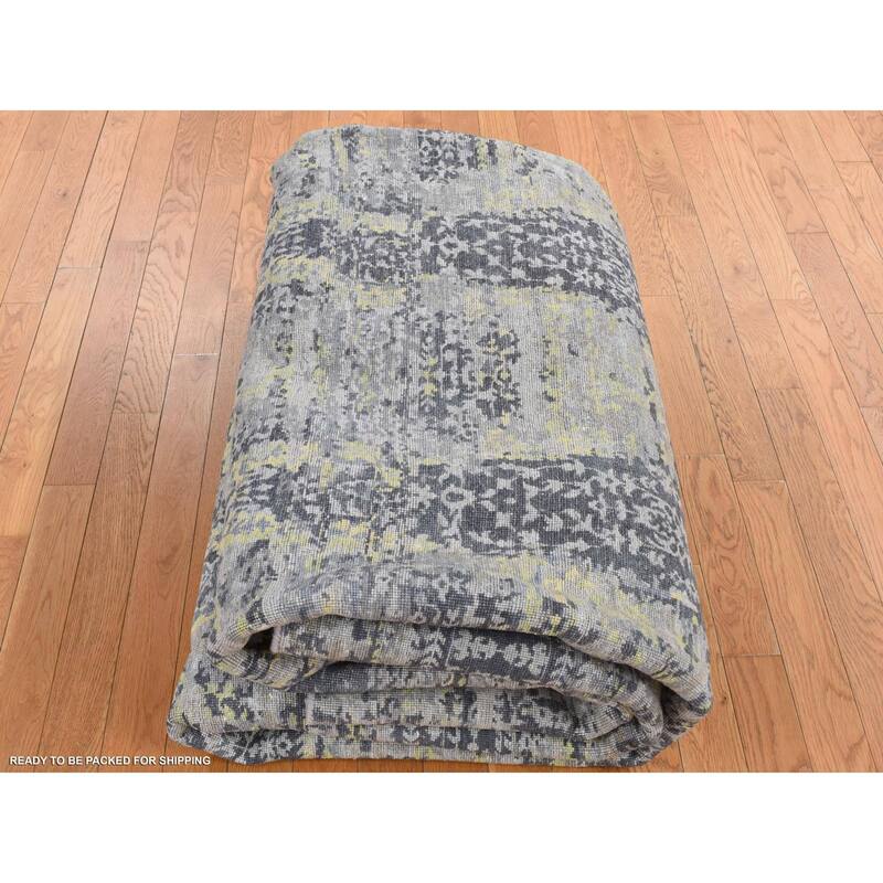 Shahbanu Rugs Butter Yellow, Wool and Silk, Transitional Design, Hand